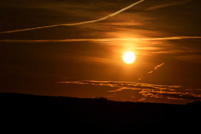 Illustration for article titled dam sunset